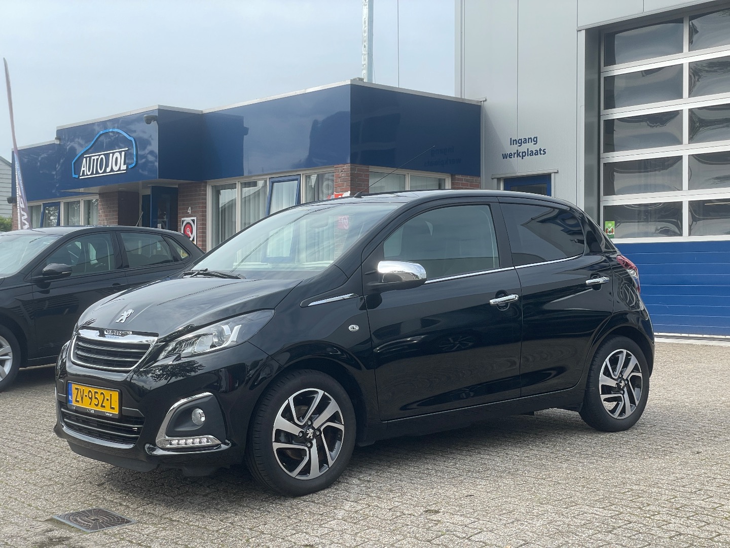 Peugeot 108 Allure | achteruitrijcamera | privacy glass