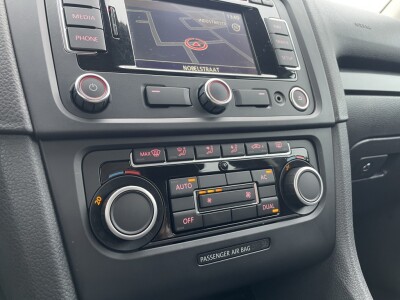 Volkswagen-GOLF Variant-3