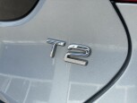 Volvo-V40-22